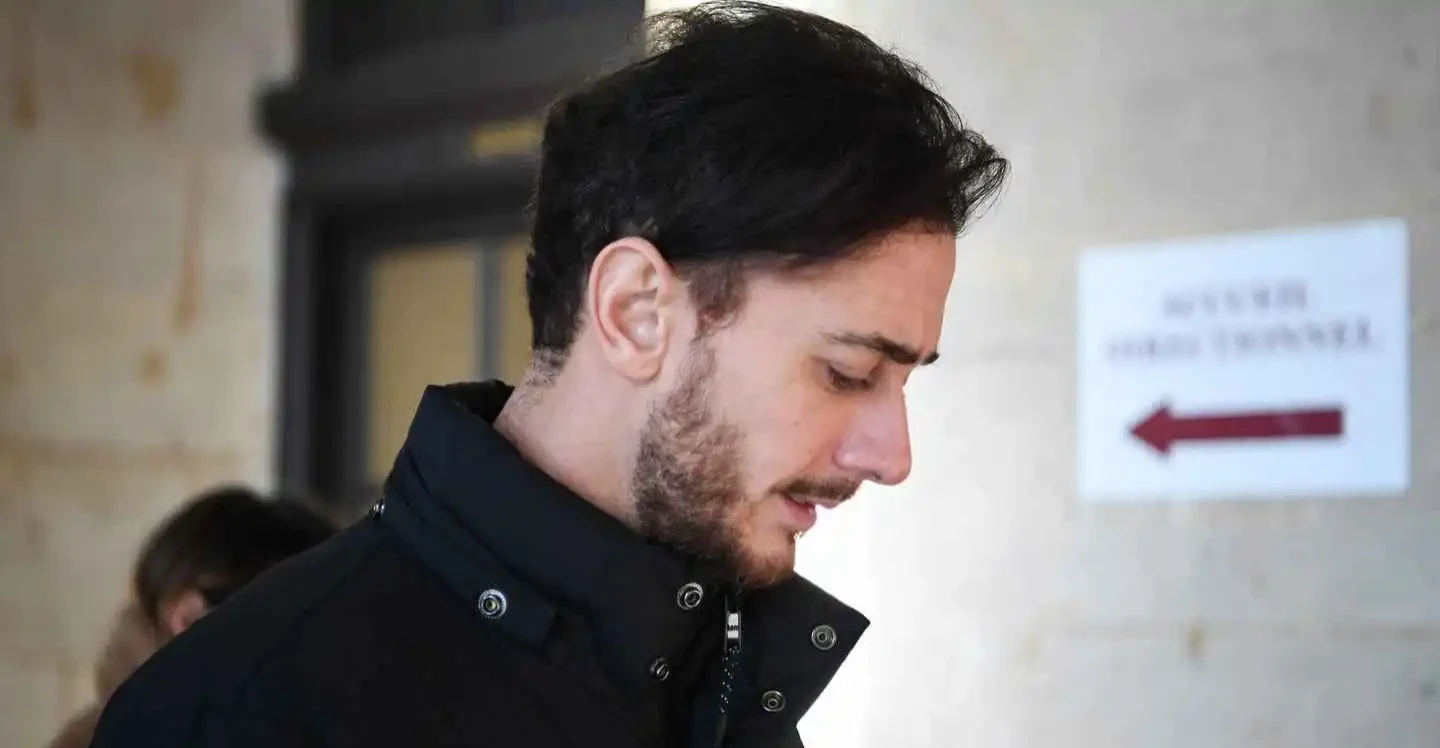 اعتقال سعد لمجرد داخل المحكمة بعد حكم السجن 10 سنوات