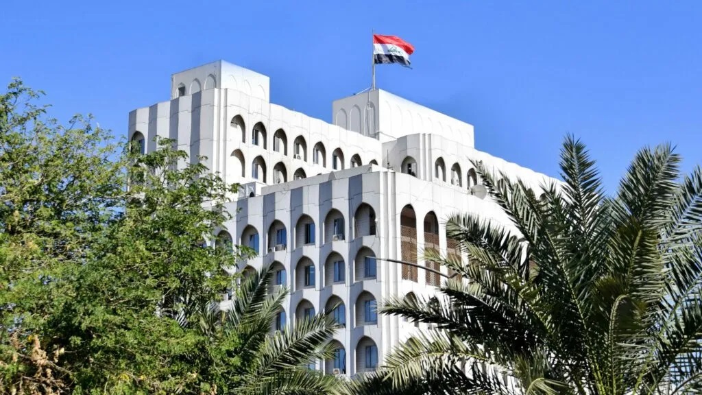 الخارجية تتخذ إجراءات لإعادة 9 مهاجرين عراقيين دخلوا ليبيا بشكل غير شرعي