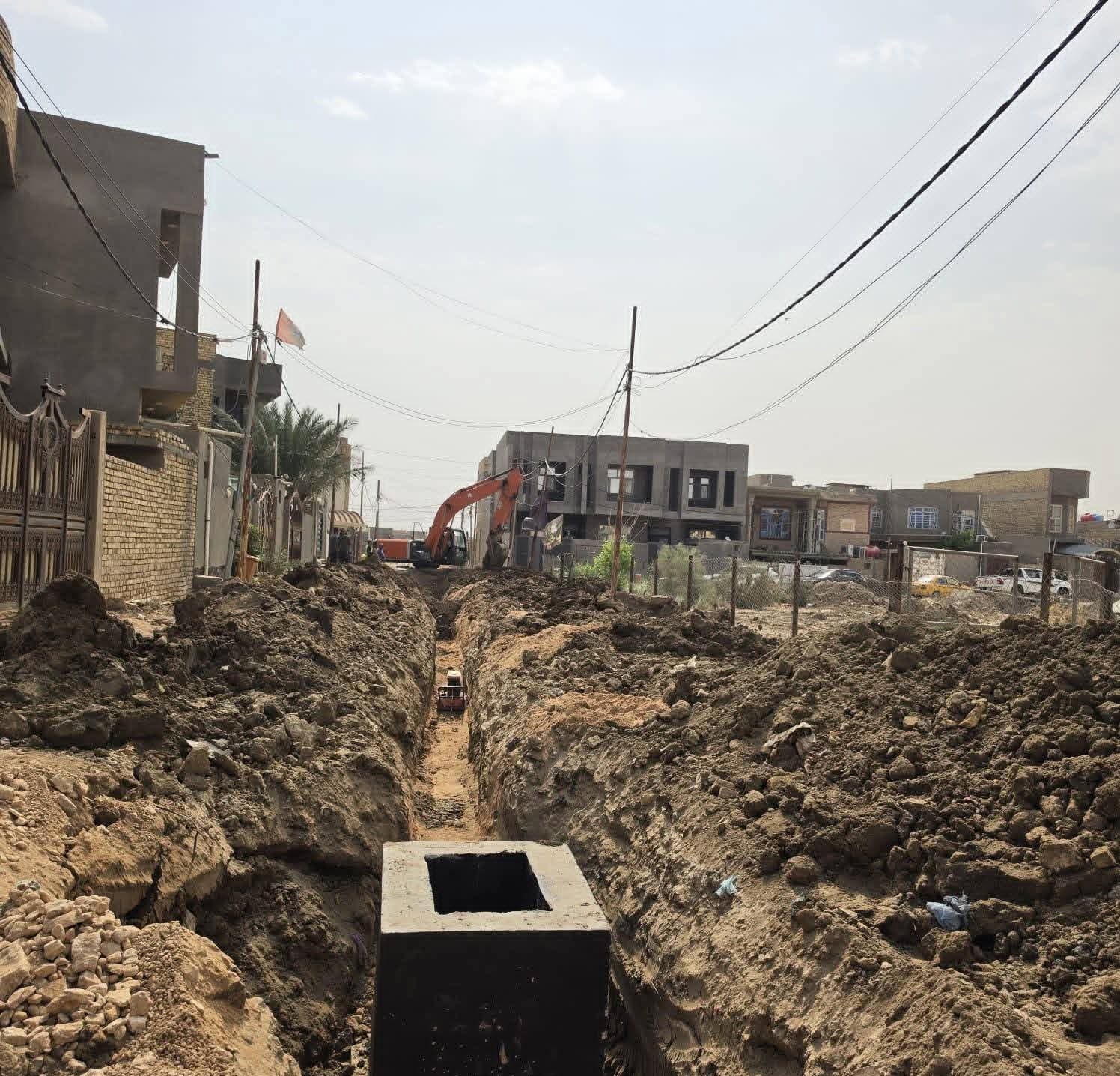 الديوانية: استمرار تنفيذ مشروع مجاري مناطق التقية وتطوير شبكات تصريف الأمطار والصرف الصحي