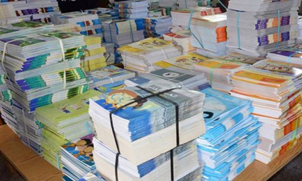 نائب يكشف فسادا بوزارة التربية .. أكثر من 5 مليارات في ملف طباعة الكتب المدرسية