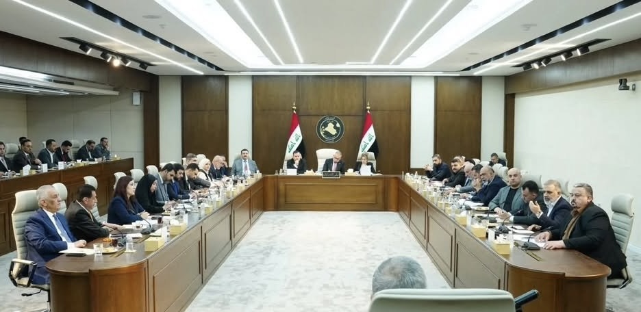 المالية النيابية تؤيد قرار الزيدي بتثبيت العقود والاجراء
