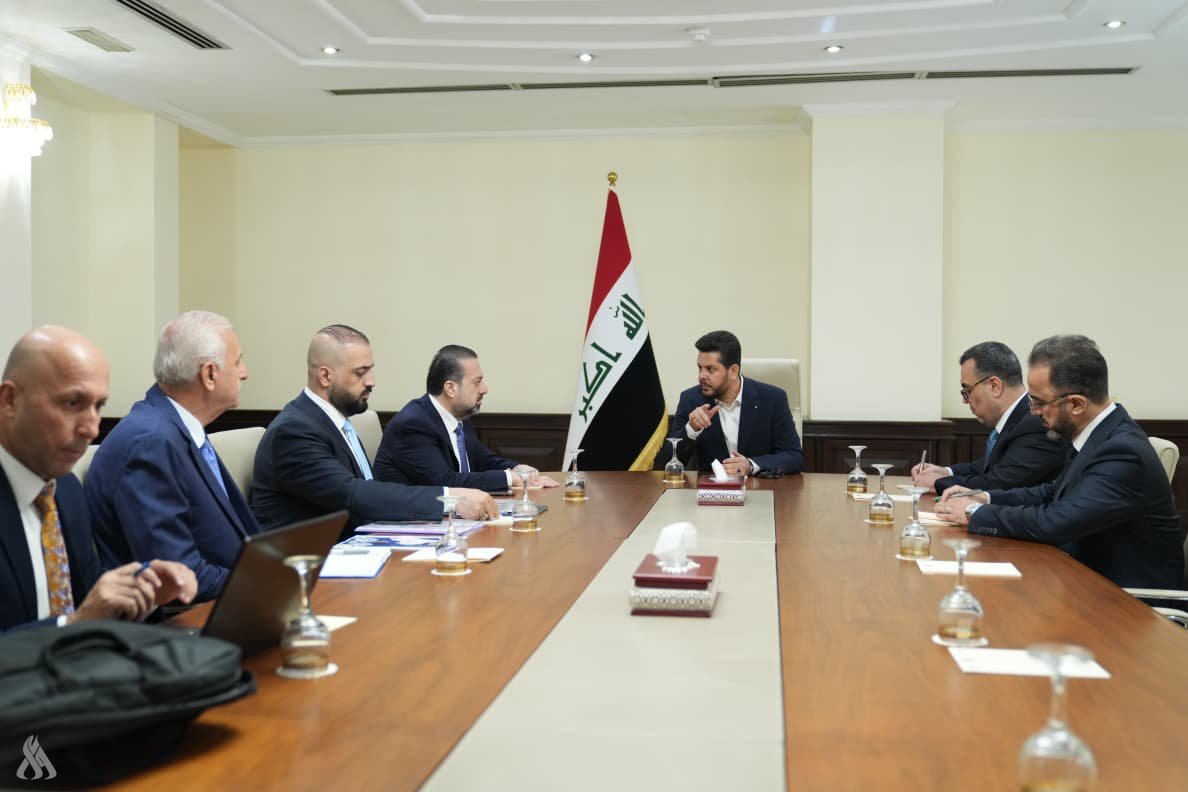  نائب رئيس الوزراء لشؤون الخدمات يوجه بمعالجة معوقات الطريق الحلقي الرابع في بغداد