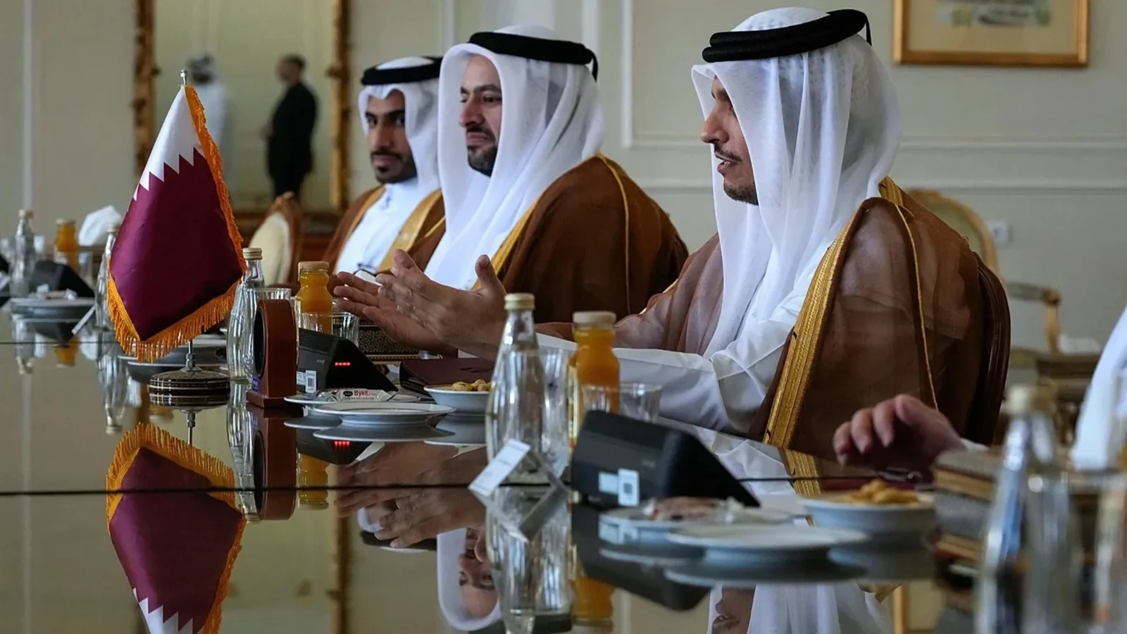 وفد قطري يجري مفاوضات في إطار الوساطة بين طهران وواشنطن