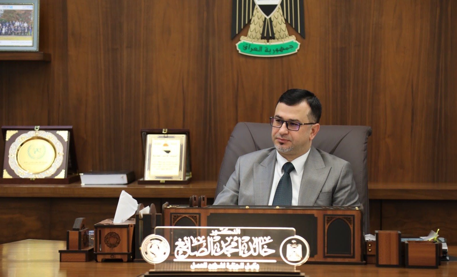 العمل تحدد نسبة 80% للعمالة العراقية في الشركات النفطية